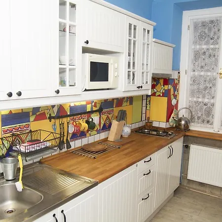 Apartma Karolina *